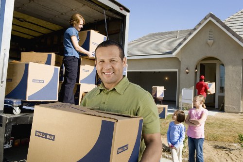 Efficient moving day operations by expert house removalists in Wimbledon